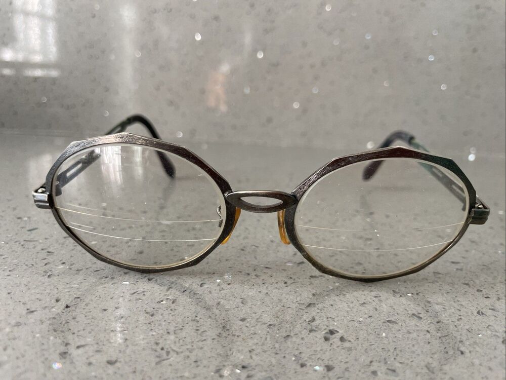 Vintage First Lady Japan Eyeglasses Frames ONLY 5 1/4 Full Rim 52-20 oval metal